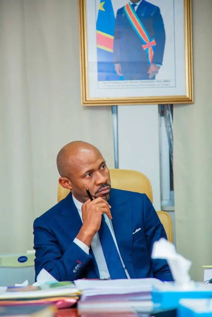RDC:. »Il n’y pas d’initiative de dialogue, le seul dialogue est attendu le 20 décembre devant les urnes avec les congolais »(Patrick Muyaya)