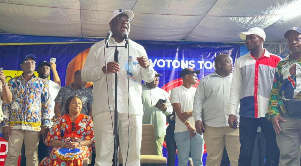 RDC/Élections: face à la population de Mbandaka, Tshisekedi pique ses adversaires « attention aux candidats des étrangers »