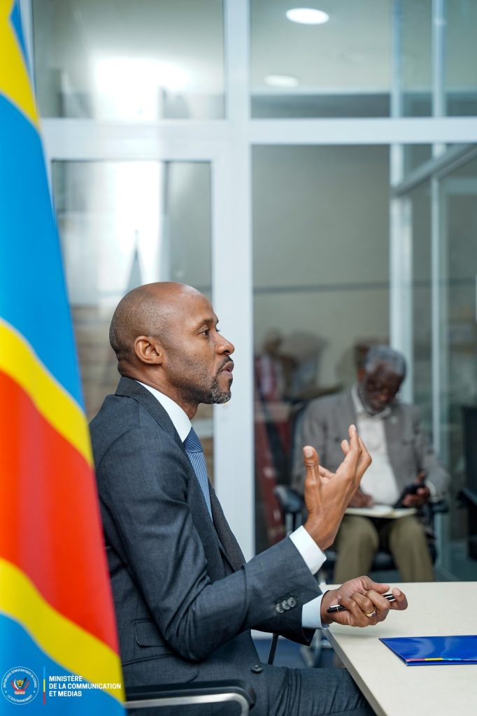 Congrès de l’UNPC: L’appel de Patrick Muyaya à observer les valeurs de la profession