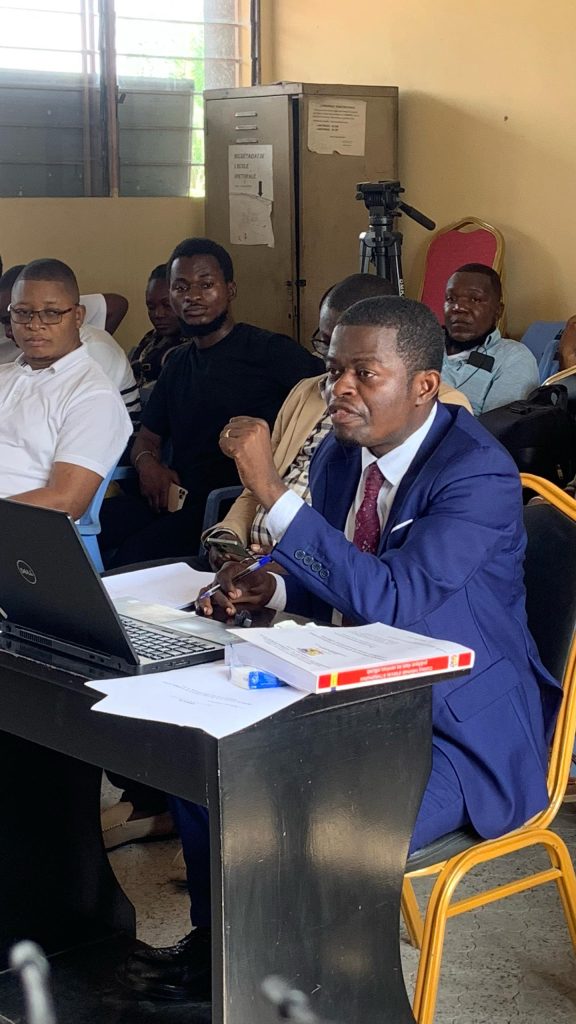 RDC : Eudhes Mienanzambi lance un appel pour un accès équitable et transparent à l’information publique dans les services officiels