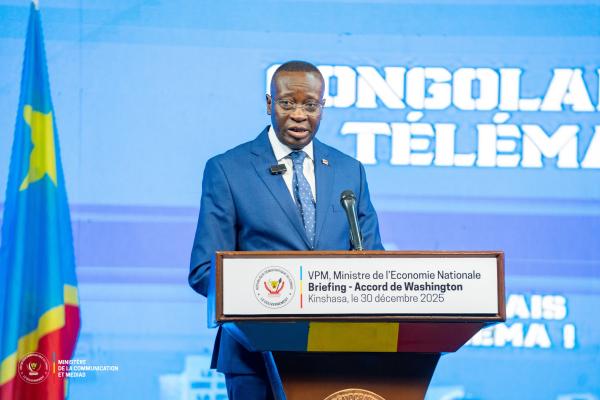 Partenariat stratégique RDC–USA : l’accord signé relève d’un cadre de coopération, et non d’un deal ou d’un contrat (Mukoko Samba)