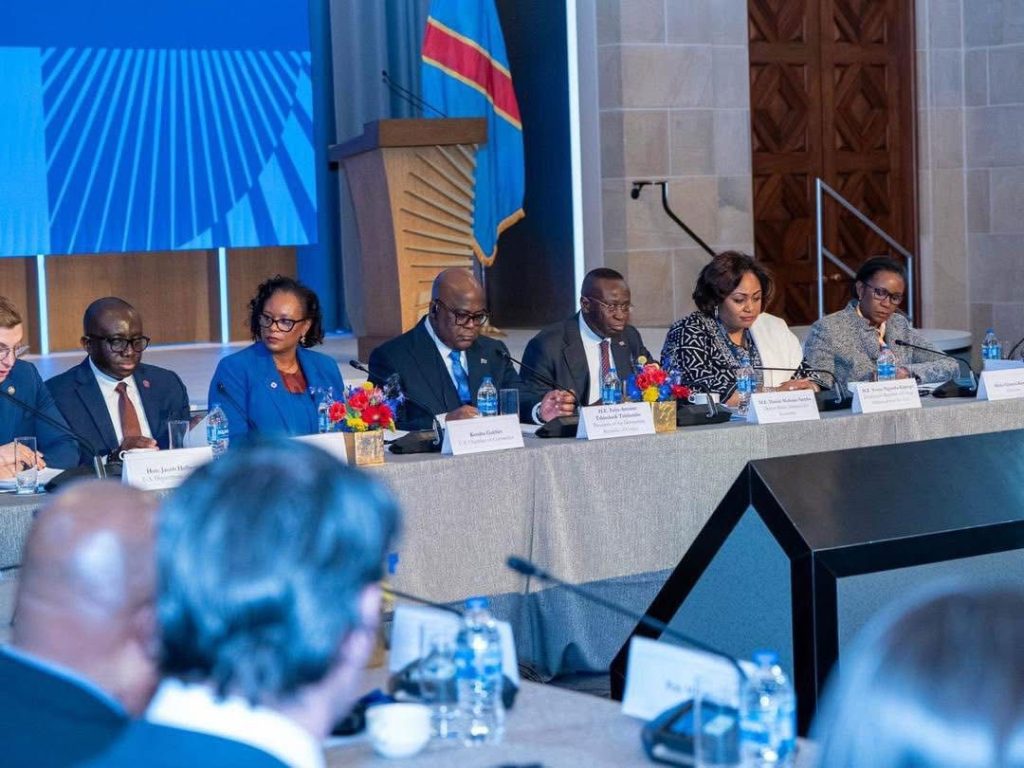 RDC – États-Unis : Félix Tshisekedi séduit les investisseurs américains à Washington