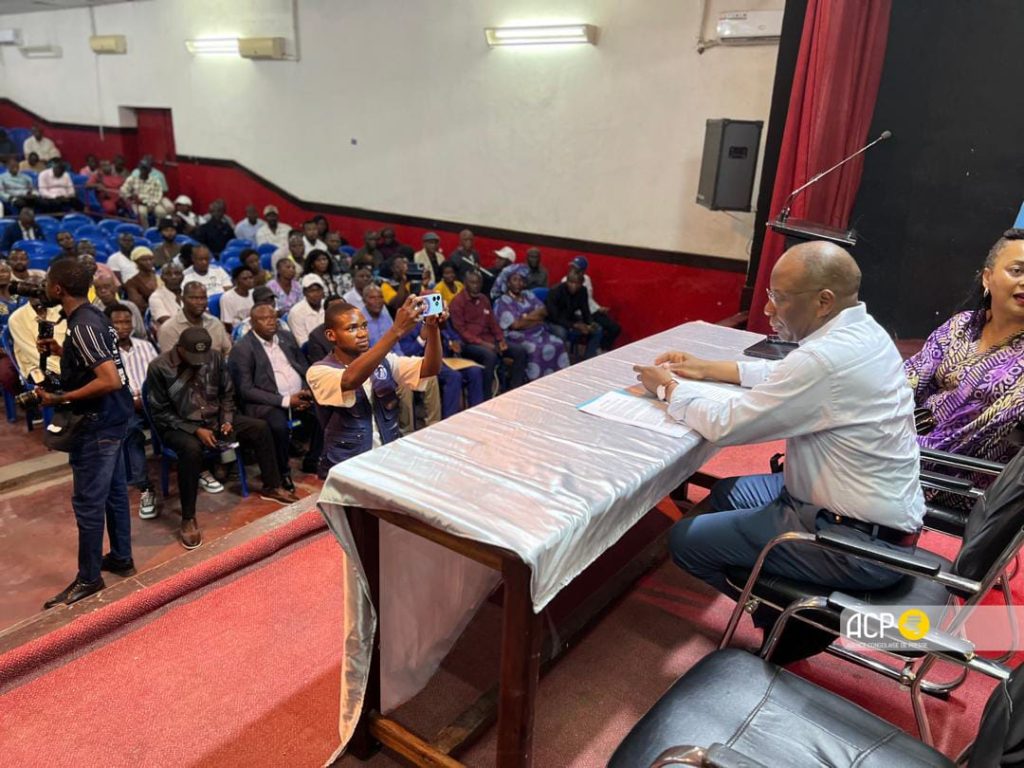 À Kisangani, Guillaume Ngefa rassure les victimes de la guerre des Six Jours sur l’audit du fichier d’indemnisation